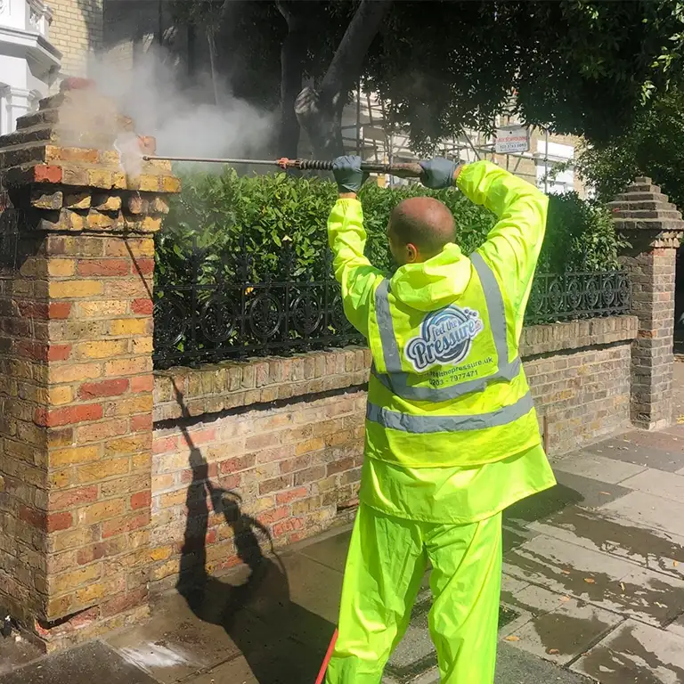 feel_the_pressure_brick_cleaning.webp
